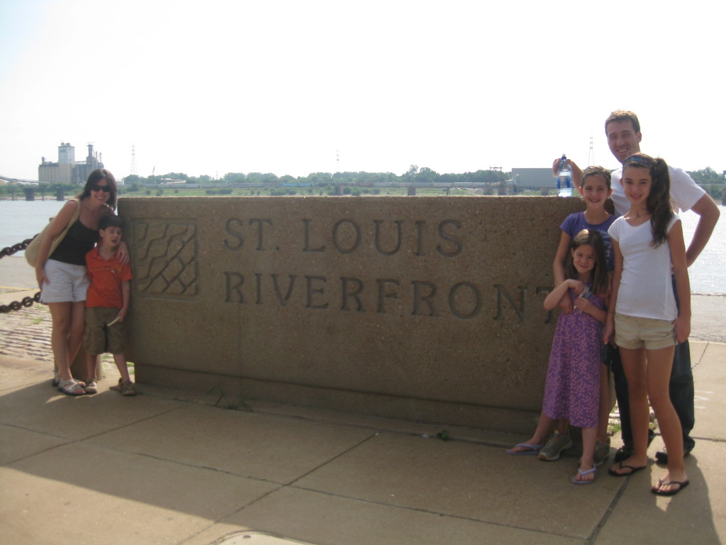 Jefferson Expansion National Memorial: Saint Louis Riverfront