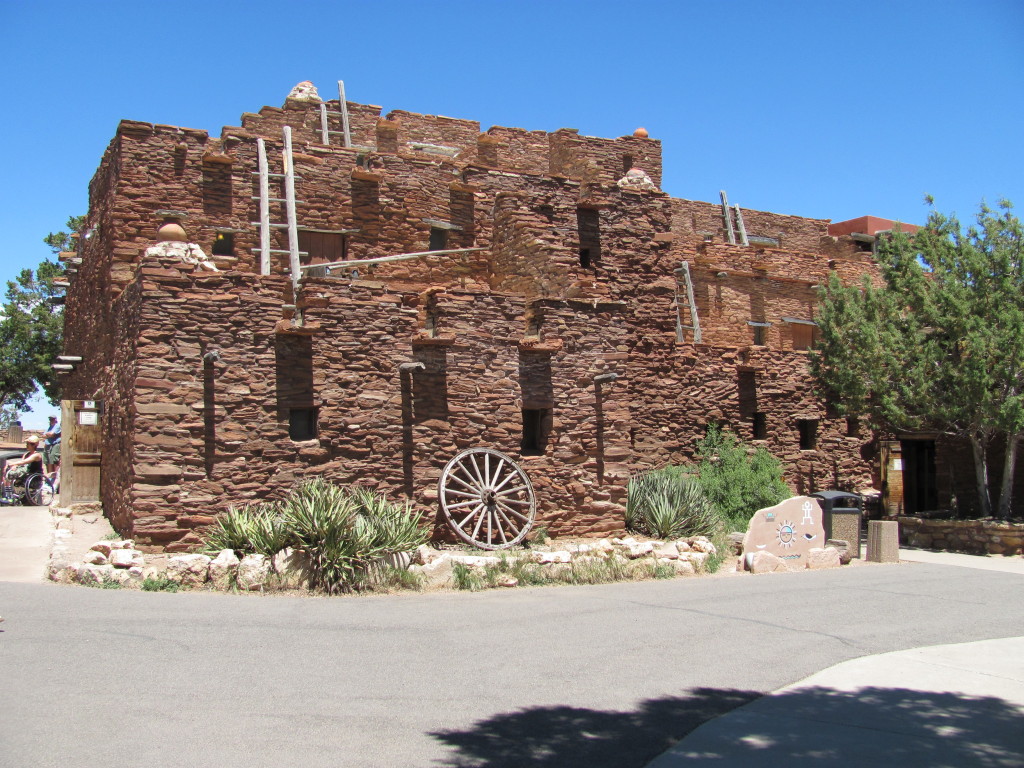 Grand Canyon Rim to Rim with kids: Hopi House in Grand Canyon National Park