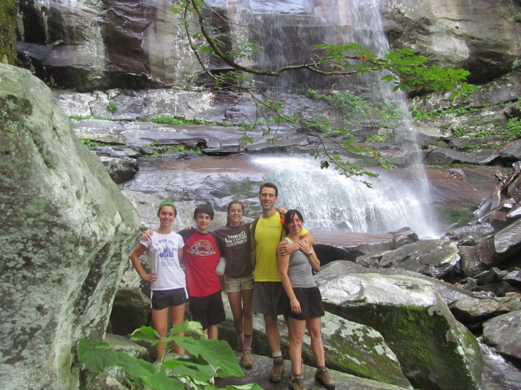 Hike to Rainbow Falls: Planning a Successful Multi-Generational Vacation Family Reunion
