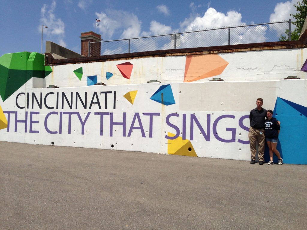 Cincinnati Welcome's our Family Singers!